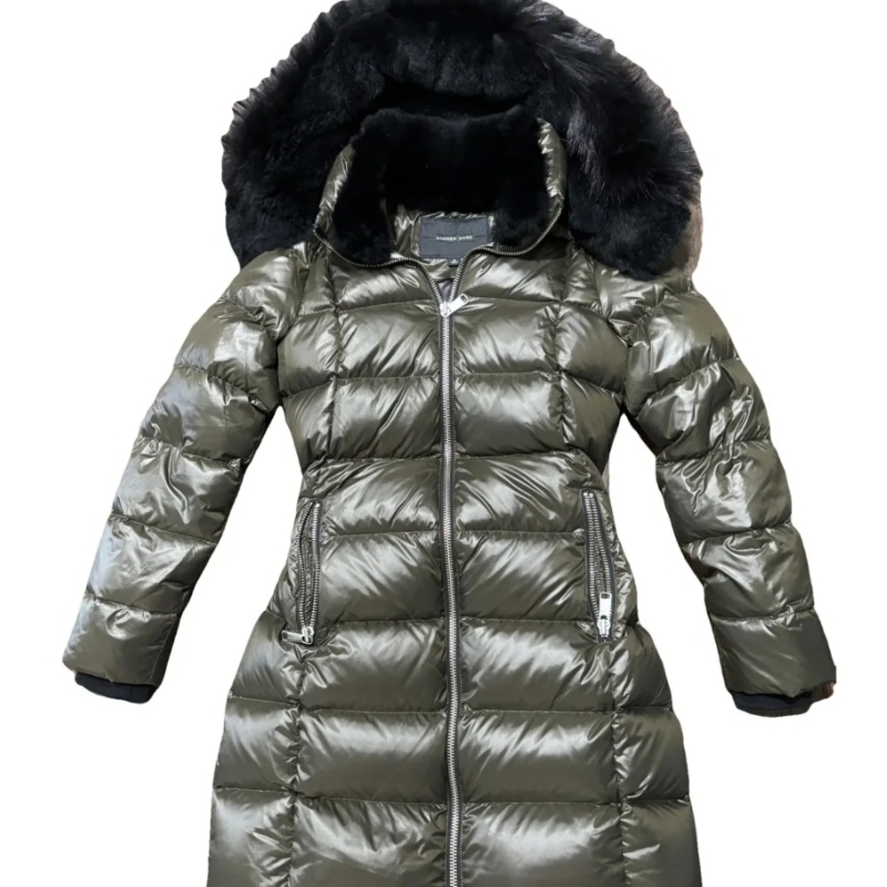 Andrew Marc  Puffer Coat with Real fox fur inside and on the  Hood